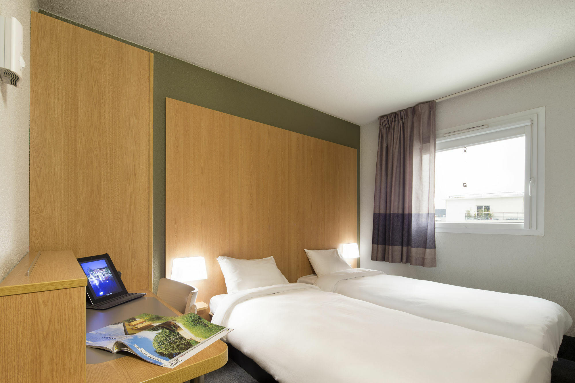 B&B Hotel Аррас Экстерьер фото
